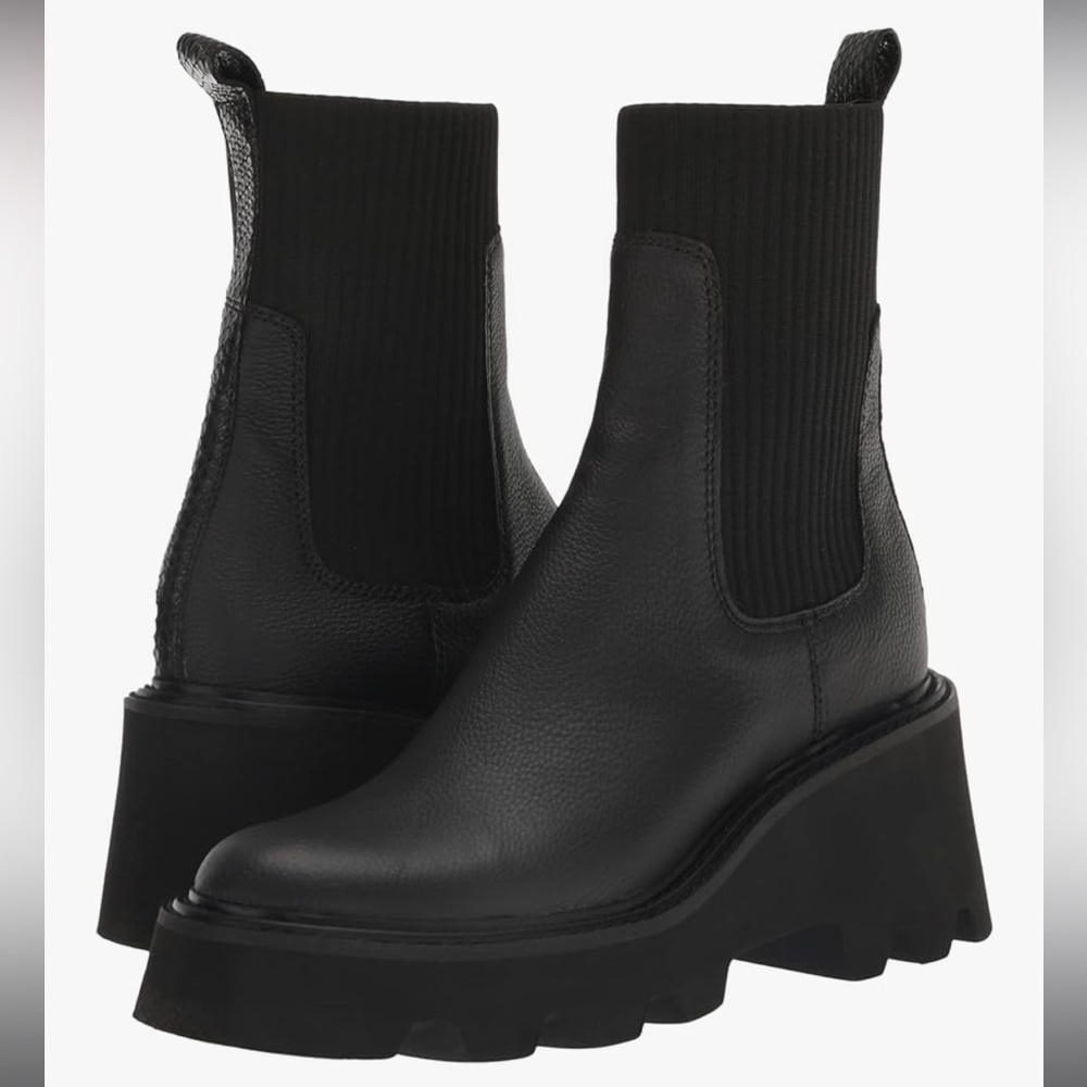 Dolce Vita Black Ankle Booties 9.5